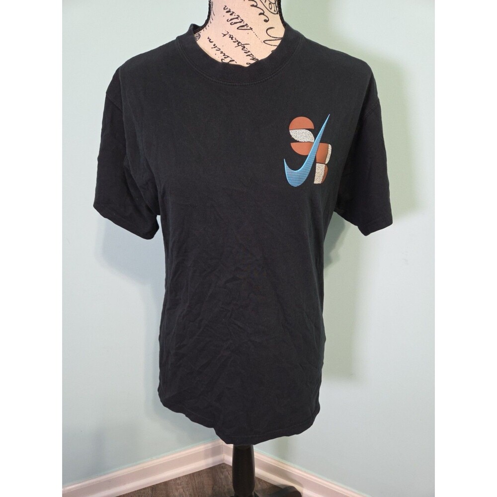 Nike Skateboarding T-shirt extra small
